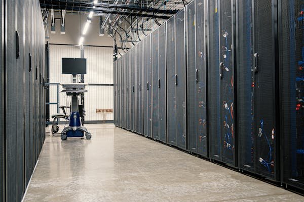 data-center-power-generator